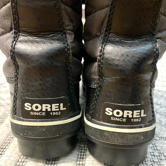 Sorel Women's Tofino II Black Faux Fur-Lined Waterproof Winter Boots - Size 7 - Picture 10 of 16
